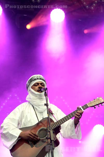 TINARIWEN - 2014-08-24 - SAINT CLOUD - Domaine National - Scene de l'Industrie - 